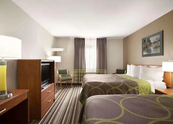 Super 8 By Wyndham Bozeman